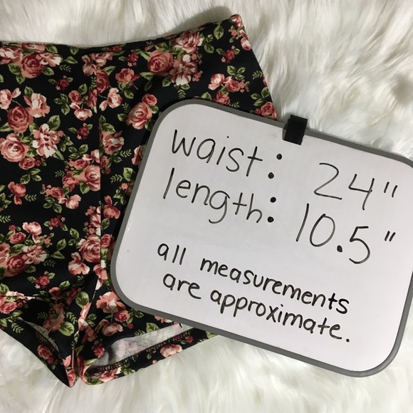 Floral print stretchy shorts - Picture 8 of 8